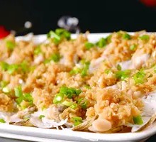 Steamed Clams with Garlic and Vermicelli