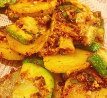 Potato and Cucumber Stir-fry