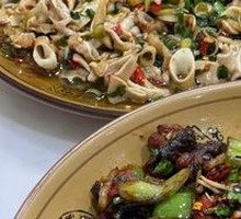 Stir-fried Pork Intestine with Oil