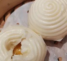 Phoenix Custard Bun