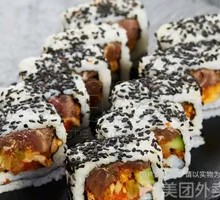 Black Pepper Beef Rolls