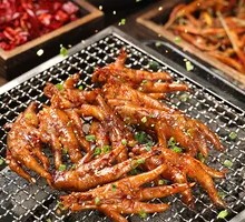 Braised and Roasted Chicken Feet