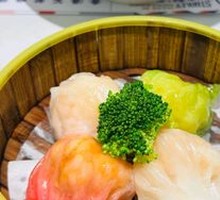 Three-color Shrimp Dumplings