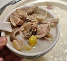 Classic Pig's Trotter Chicken Stew