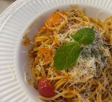 Classic Tomato Pasta