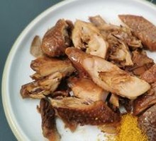 Spicy Tea-Infused Chicken from Menghai Tea Gardens