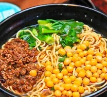 Spicy Broad Noodles with Pea Paste