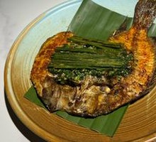Lemongrass Grilled Fish