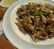 Stir-Fried Pomegranate Blossoms