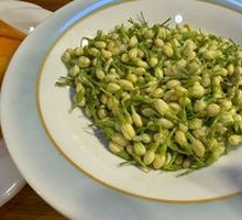 Stir-Fried Jasmine Flowers