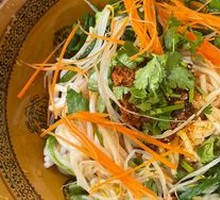 Traditional Yunnan Cold Rice Noodles