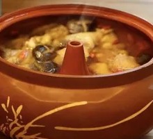Nutritious Steam Pot Chicken