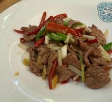 Pickled Chili Stir-Fried Beef Strips