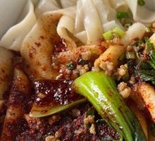Oil-Poured Noodles