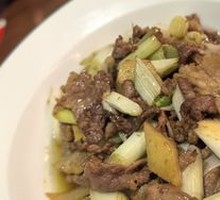 Ning葱 Stir-Fried Pork
