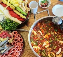 Thai Hot Pot