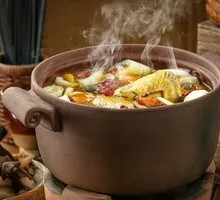 Wuding Free-range Chicken and Mushroom Hot Pot