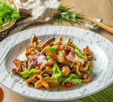 Ham and Golden Chanterelle Stew