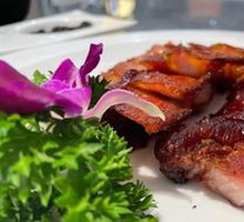 Honey-glazed Black Pig Barbecue Pork