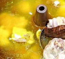 Gegen Steam Pot Chicken