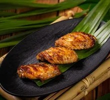 Lemongrass Grilled Chicken Wings