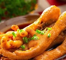 Braised Chicken Feet in Secret Sauce