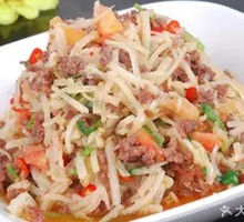 Sour Bamboo Shoots Stir-Fried with Beef Minced