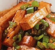 Fifth-Grade Pork with Flower Stone Tofu