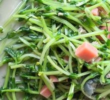 Clear Soup with Bean Sprouts