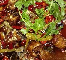 Spare Ribs with Shrimp in Medium Pot