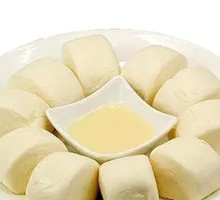 Steamed Milk-flavored Buns