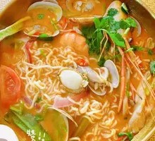 Thai Tom Yum Seafood Noodles