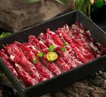 Freshly Sliced Xundian Yellow Beef