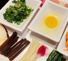 Crossing-the-bridge Rice Noodles