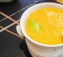 Golden Soup Shrimp Dumplings with Millet and Loofah