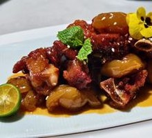 Carved Plum Pork Ribs