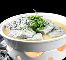 Sichuan-style Black Tofu Pudding with Sweet Potato Skin