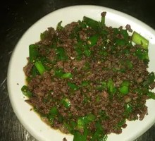 Green Pepper Stir-Fried Beef