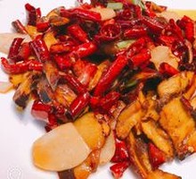 Spicy Dried Chili Fresh Chanterelle Mushroom