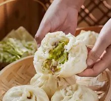 Braised Mushroom and Cabbage Dumplings