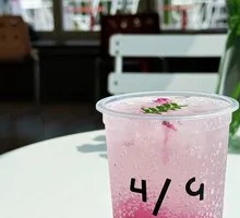 Rose Sparkling Water