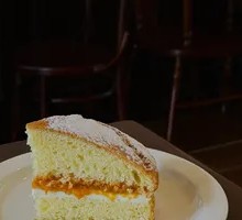 Apricot Victoria