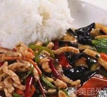 Wood Ear Mushroom and Pork Noodles