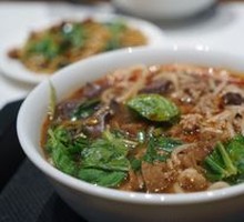 Small Pot Intestine and Blood Curd Rice Noodles