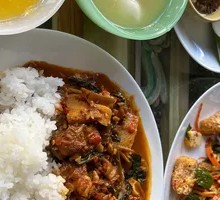 White Flower Papaya Lime Pineapple Braised Chicken Rice