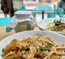 Steamed Rice Noodles from Qujing