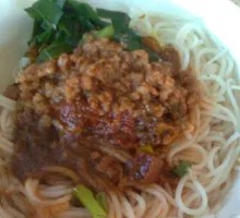 Flavorful Cold Rice Noodles