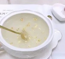 Osmanthus Pear and Bird's Nest Stew