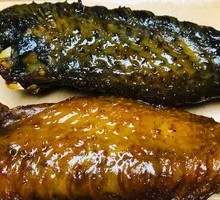 Braised and Fried Chicken Wings