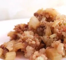 Stir-fried Pork and Soybeans